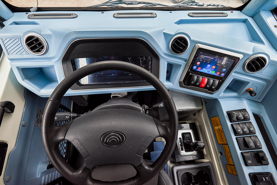 礦區“勞?！保∮钔冸姷V卡如何做到出勤率≥95％？