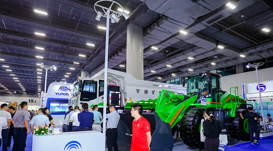驚艷亮相！宇通礦用裝備閃耀第十屆國際砂石技術與設備展！