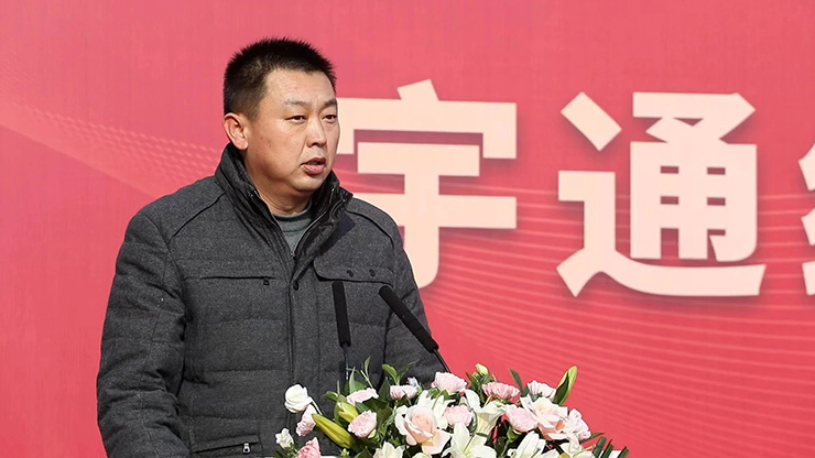 強者共鳴，同頻共贏 | 宇通純電無人駕駛礦卡批量交付