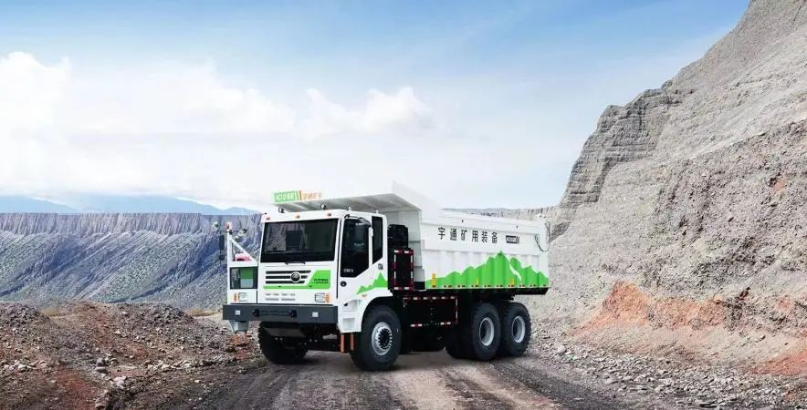 再獲殊榮！鄭州宇通礦用裝備有限公司登榜“中國水泥行業百強供應商”