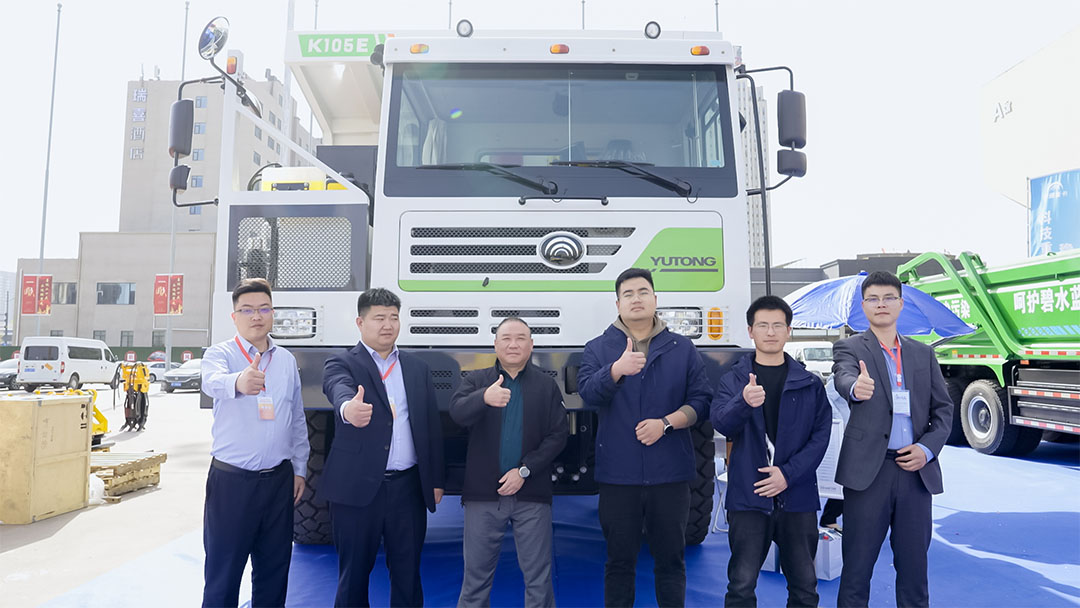 矚目全場！宇通礦卡亮相2023鄭州工程機械展