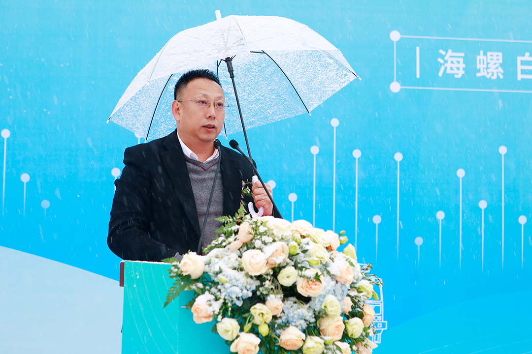 攜手海螺集團(tuán)！宇通新能源無人駕駛礦卡正式批量啟用